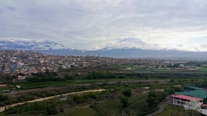 Arequipa expanding beneath the Misti